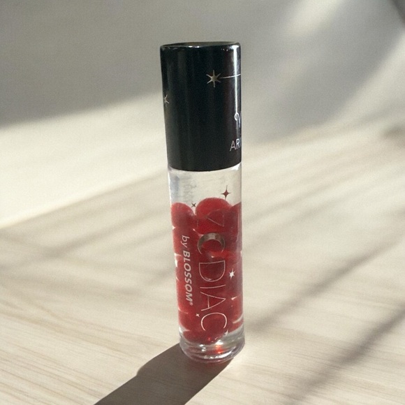 Blossom Aries Zodiac Lip Gloss – Vanilla Scented w/ Crystals - Picture 2 of 3